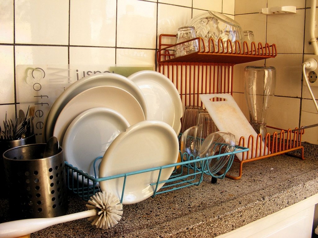 How long do dishes typically spend in your sink?