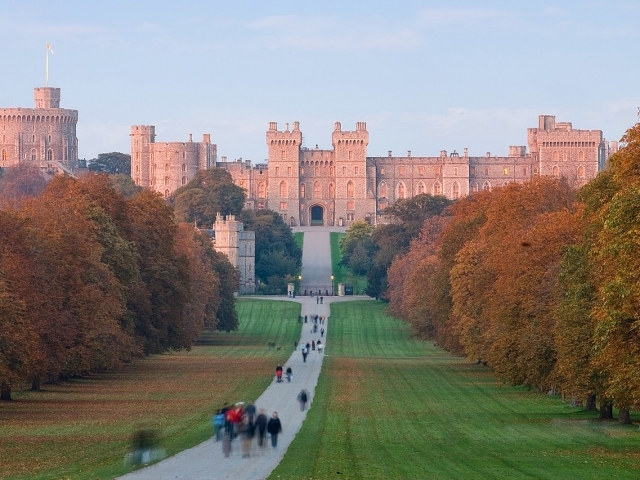 Which royal residence do you want to live in?